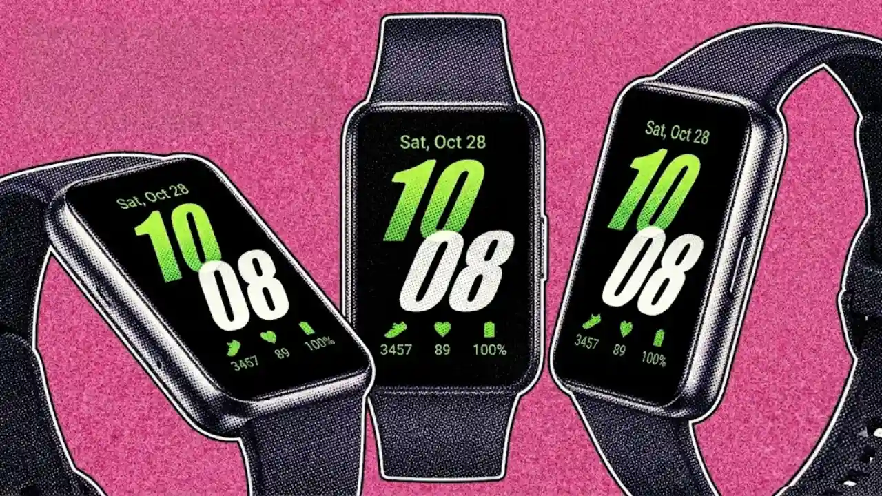 Ilustração de capa mostrando três ângulos diferentes do smartwatch samsung galaxy fit3 na cor grafite, com a tela AMOLED acesa, sobre um fundo rosa texturizado.