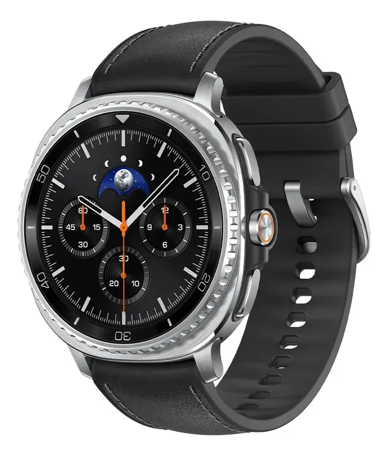 Vista frontal do Samsung Galaxy Watch 8 Classic, considerado por muitos o melhor smartwatch da linha, exibindo a coroa giratória, acabamento em aço inoxidável e detalhes laranjas no mostrador.